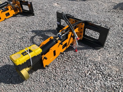 2025 GIYI D680 Martillo Piloteador para Minicargador (Sin Usar) / Skid Steer Post Driver (Unused)