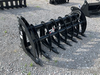 2025 GIYI CLG72 72 in Plato con Garra para Minicargador (Sin Usar) / Skid Steer Grapple (Unused)