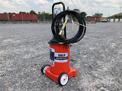 SKLP SK-12L Bomba de Grasa (Sin Usar) / Équipement d'injection de graisse (Unused)