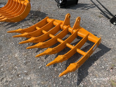 GIYI 44 in Escarificador para Excavadora (Sin Usar) / Excavator Rake - Fits 5 ton Excavators (Unused)