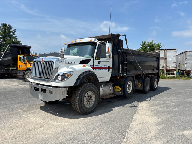 2012 International 7600 8x4 Tri/A Dump Truck