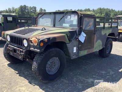 2001 AM General M1097A2 HMMWV 2 Door Soft Top w/Truck Body
