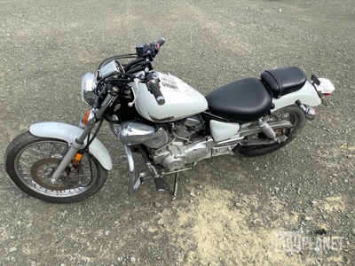 2014 Yamaha XV250 V Star 250 Bike