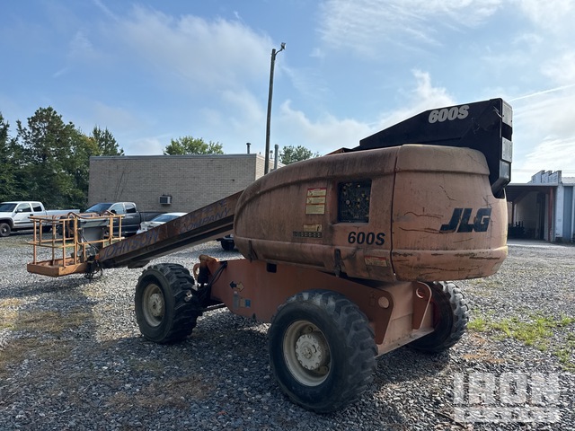 ELEVADOR TELESCóPICO 1999 JLG 4WD 600S