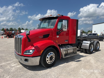 2015 Peterbilt 579 6x4 Ciągnik siodłowy T/A z kabiną dzienną