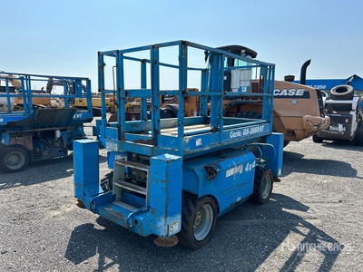 2005 Genie GS2668RT 4x4 Diesel Podnośnik nożycowy (Inoperable)