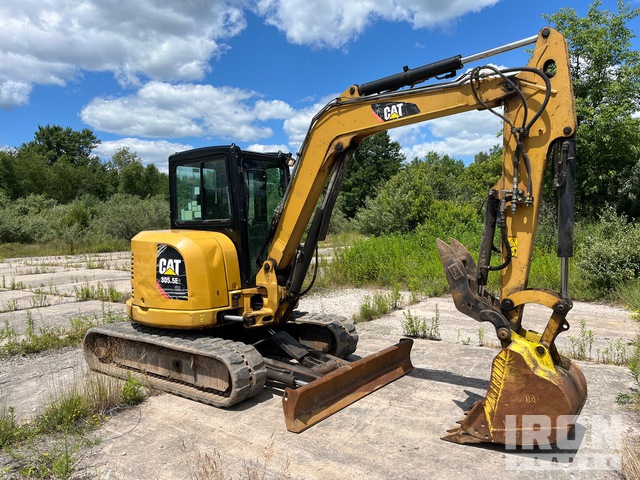 EXCAVADORA CATERPILLAR 3055E2