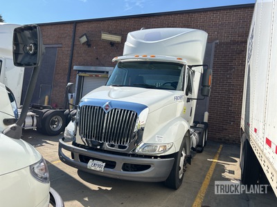 2014 International 8600 6x4 3-Achs Sattelzugmaschine (Inoperable)