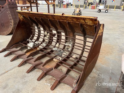 110 in Skeleton Wheel Loader Bucket