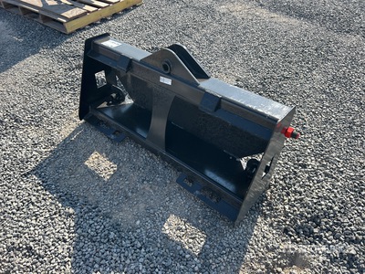 2025 Kit Containers QT-BSS Skid Steer Bale Spear (Unused)