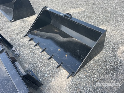 2025 Kit Containers QT-DB-S66 66 in Multi-Purpose Godet pour Skid Steer (Unused)