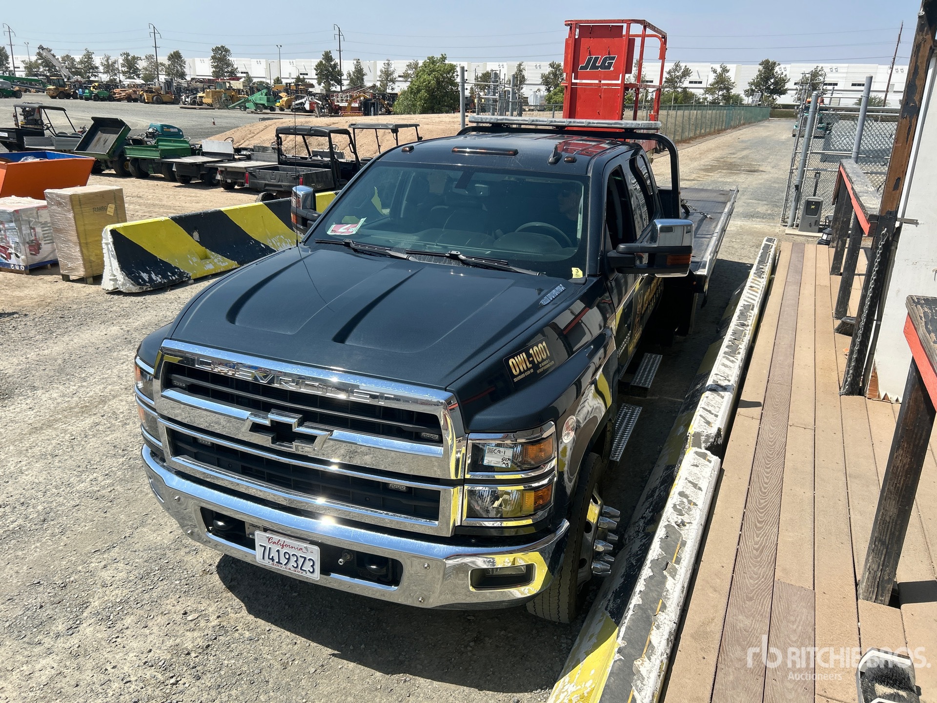 2021 Chevrolet C6500 Tilt Tray Truck
