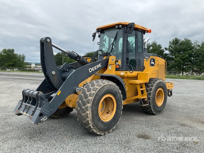 2021 John Deere 624 P-Tier Pala Cargadora