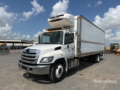 2018 Hino 268 4x2 Autocarro frigorifero