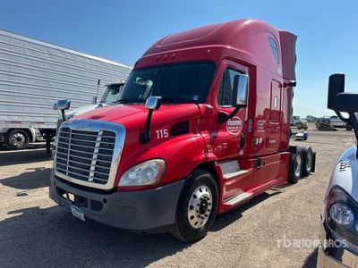 2016 Freightliner Cascadia 113 6x4 T/A Sleeper Truck Tractor (Inoperable)