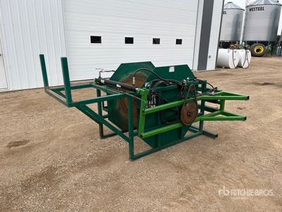Shamrock Skid Steer Grain Bag Roller - Fits Bobcat S205