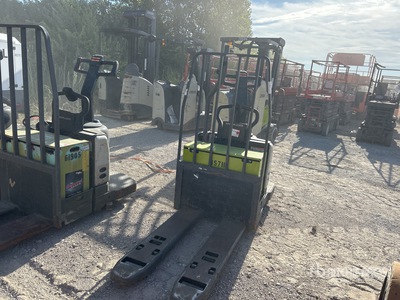 2013 Crown PE4500 6000 lb Electric Pallet Jack