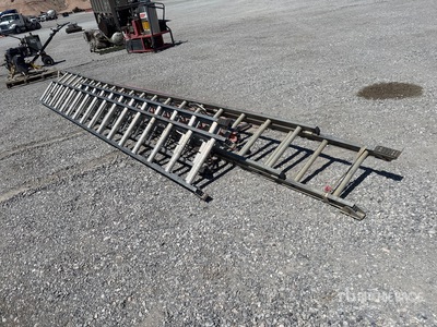 Quantity of (4) Ladder