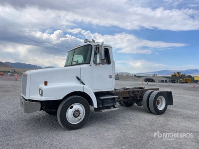 1995 White/GMC WB S/A Day Cab Truck Tractor