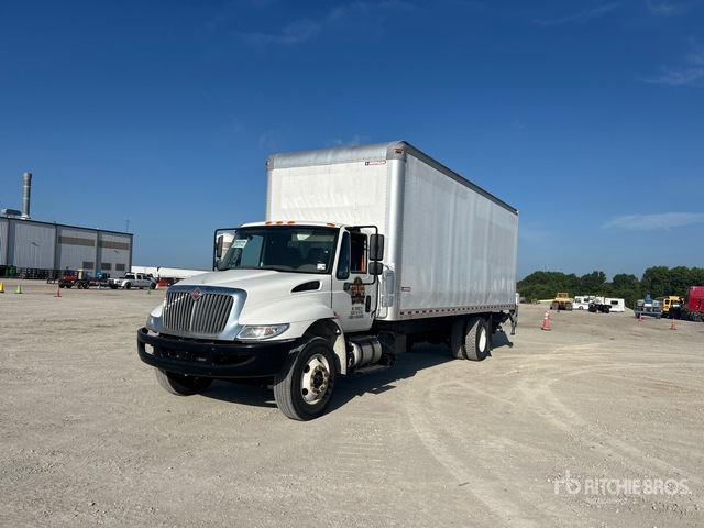 2019 International 4300 4x2 Van Truck