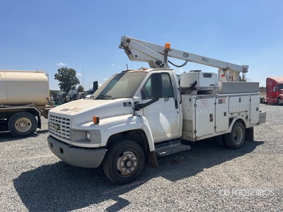 Altec 29 ft on 2005 Chevrolet C4500 4x2 Podnośnik Koszowy
