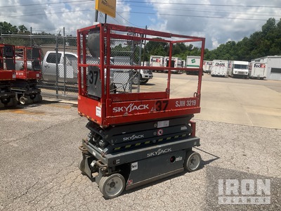 2016 Skyjack SJIII-3219 Electric Scissor Lift