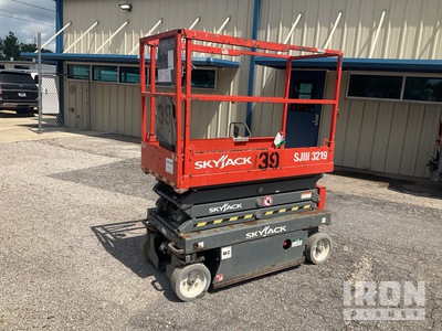 2016 Skyjack SJIII-3219 Electric Scissor Lift