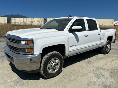 2017 Chevrolet Silverado 2500HD 4x4 Crew Cab Pickup