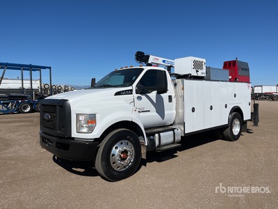 2018 Ford F-750 4x2 Service Truck