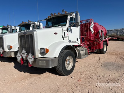 2014 Peterbilt 365 4x2 Chemical Additive Truck Divers