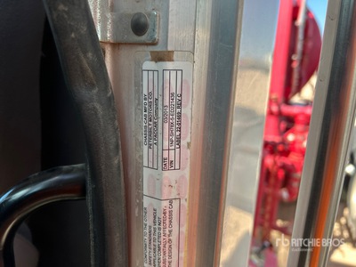 2014 Peterbilt 365 Chemical Truck Divers