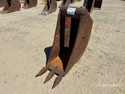 Tag 12 in Q/C Digging Excavator Bucket