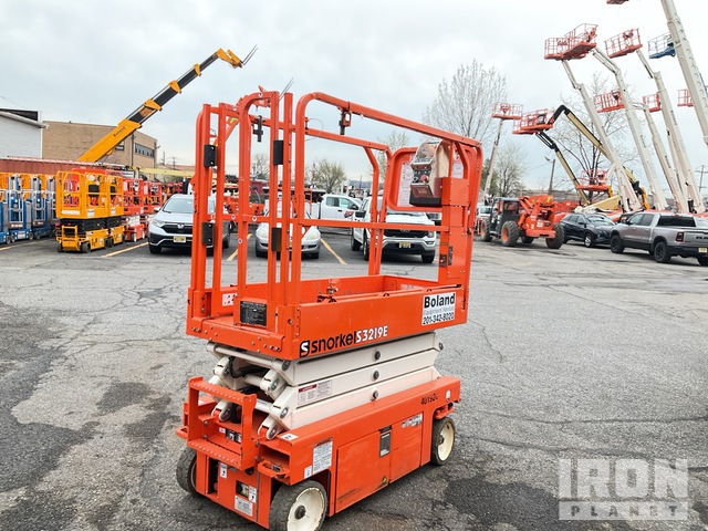 ELEVADOR TIJERA 2021 SNORKEL S3219E