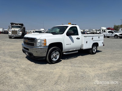 2012 Chevrolet Silverado 2500HD 4x2 Utility Truck