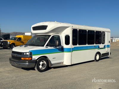 2015 Chevrolet 4500 13-Seat Transit Bus