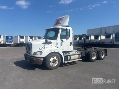 2016 Freightliner M2 112 6x4 Ciągnik siodłowy T/A z kabiną dzienną