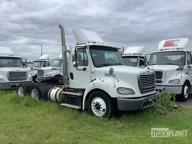 CAMIóN 2016 FREIGHTLINER