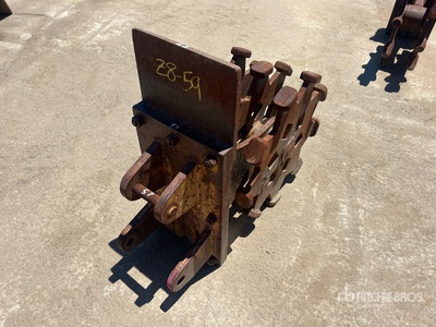 ACE 17 in Baggerlader Verdichter