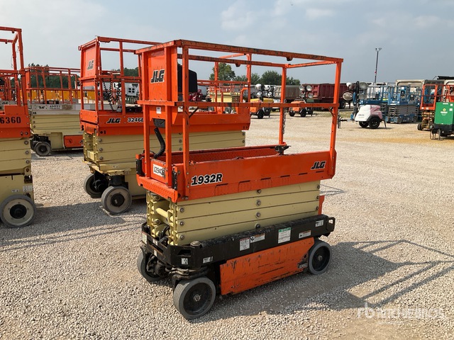 2019 JLG 1932R Electric Scissor Lift | Ritchie Bros. Auctioneers