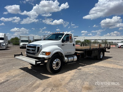 2013 Ford F-750 4x2 Autocarro cassone fisso