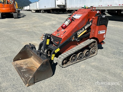 2017 Ditch Witch SK755 Mini Compact Track Loader