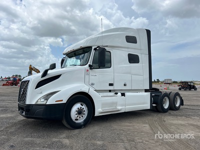 2019 Volvo VNL760 6x4 Tracteur Routier Couchette