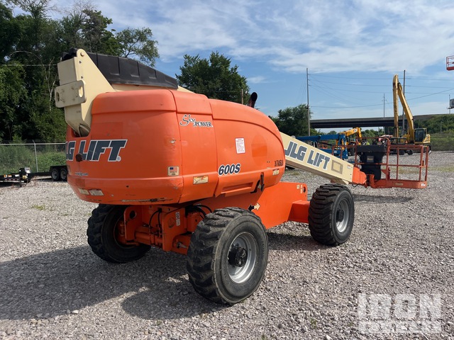ELEVADOR TELESCóPICO 2007 JLG 4WD 600S