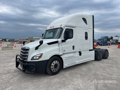 2018 Freightliner Cascadia 126 6x4 Cabeza Tractora Cabina Dormitorio
