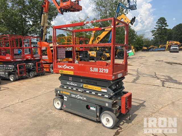 ELEVADOR TIJERA 2018 SKYJACK SJIII3219