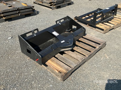 2025 Kit Containers QT-BSS 46 in Skid Steer Bale Spear (Unused)