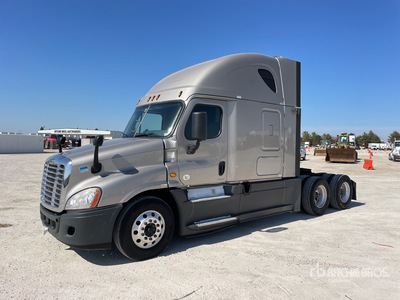 2018 Freightliner Cascadia 125 6x4 T/A Sleeper Truck Tractor