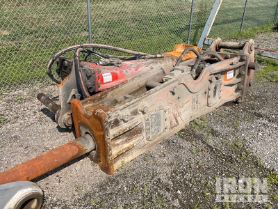 2015 NPK GH-15 Demolition Breaker