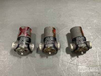 (3) ITT Aerospace AV16B1632A1 Gate Valves