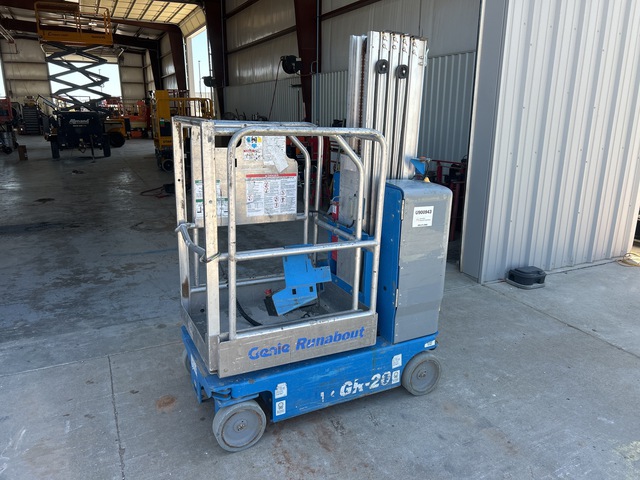 2018 Genie GR-20 Vertical Mast Lift